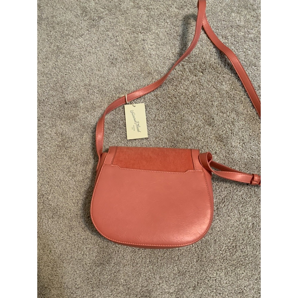 Universal Thread Flap Saddle Coral Pink Crossbody Bag Purse - Picture 3 of 4